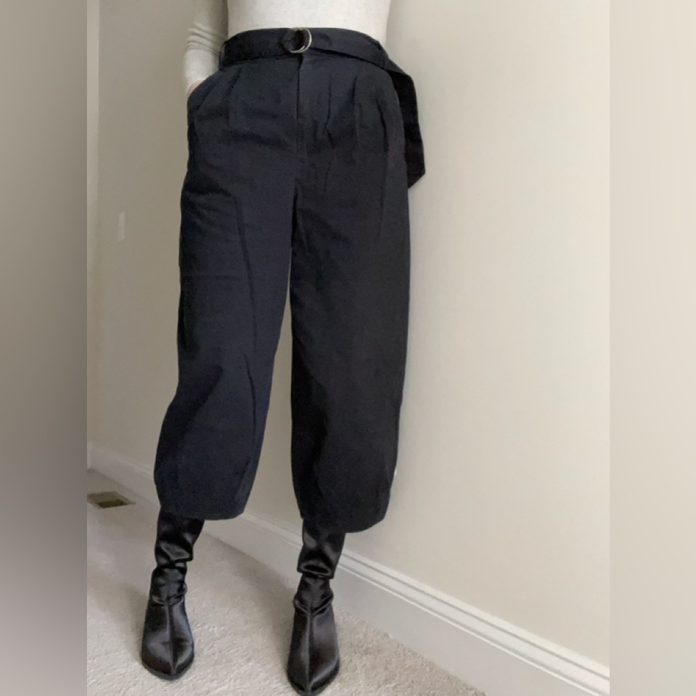 Tibi Myriam Cropped Pleated Cotton blend twill tapered pant in black